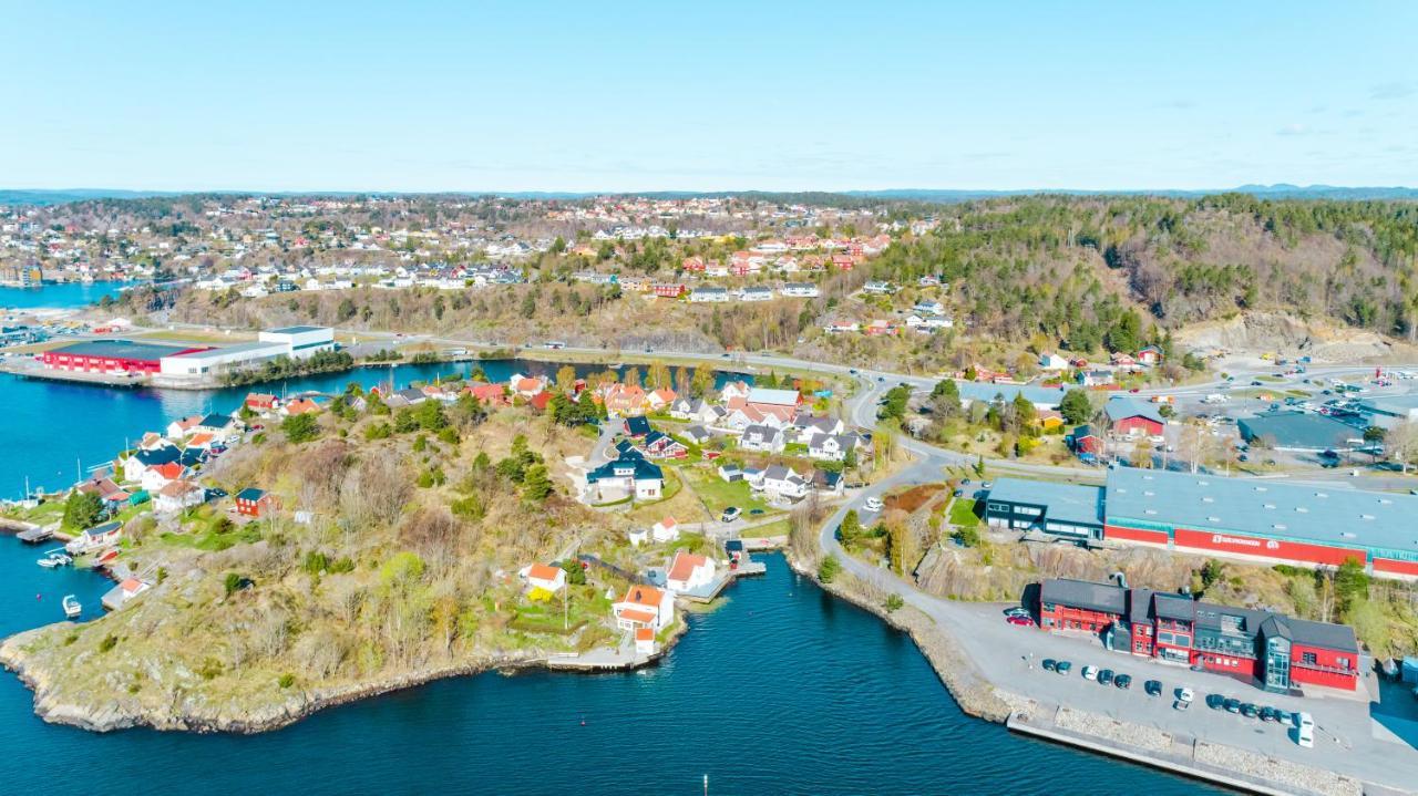 Krogeneslaven Microtel Arendal Exterior photo