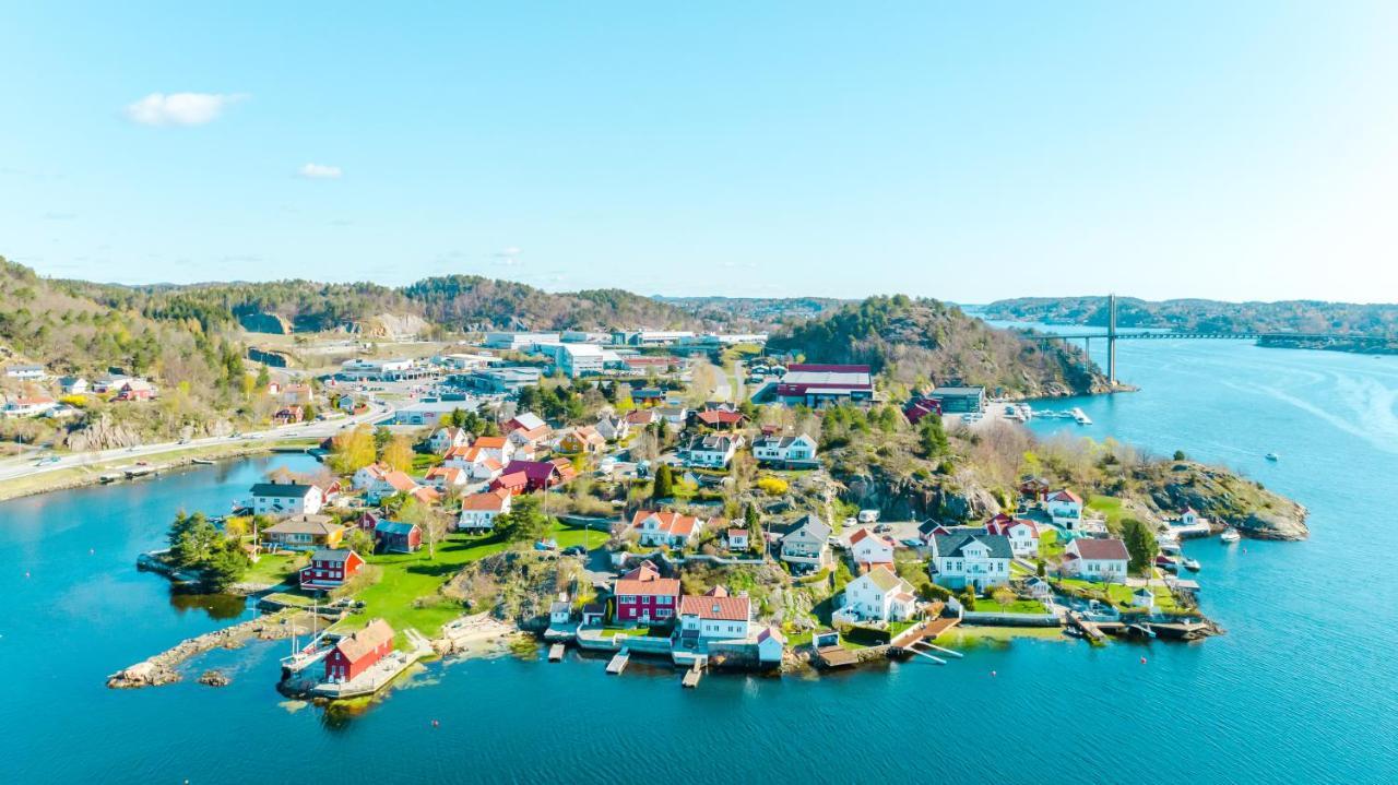 Krogeneslaven Microtel Arendal Exterior photo